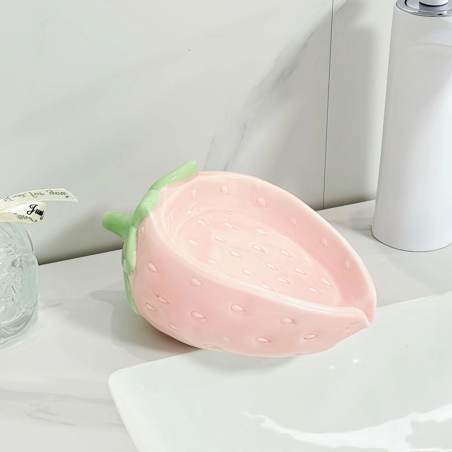 Erdbeer-Seifenschale – Niedlicher Seifenhalter aus Keramik mit Ablauf, Wasserfreie Aufbewahrung fürs Badezimmer Kaufschwan® Pink