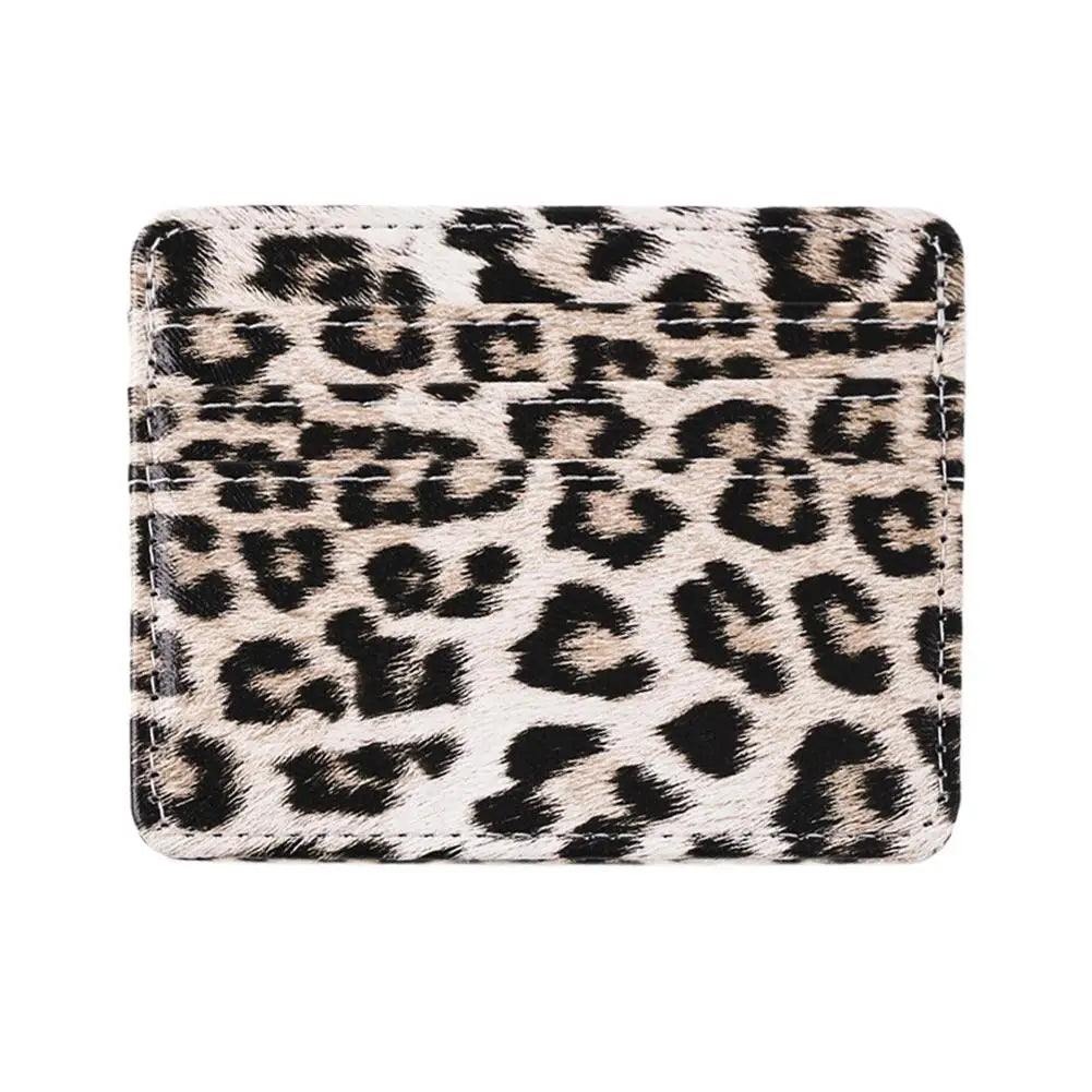 Leopardenmuster-Kartenetui aus PU-Leder für Damen – Ultradünne Mini-Geldbörse für Kredit-, Ausweis- & Fahrkarten Kaufschwan® Weiß