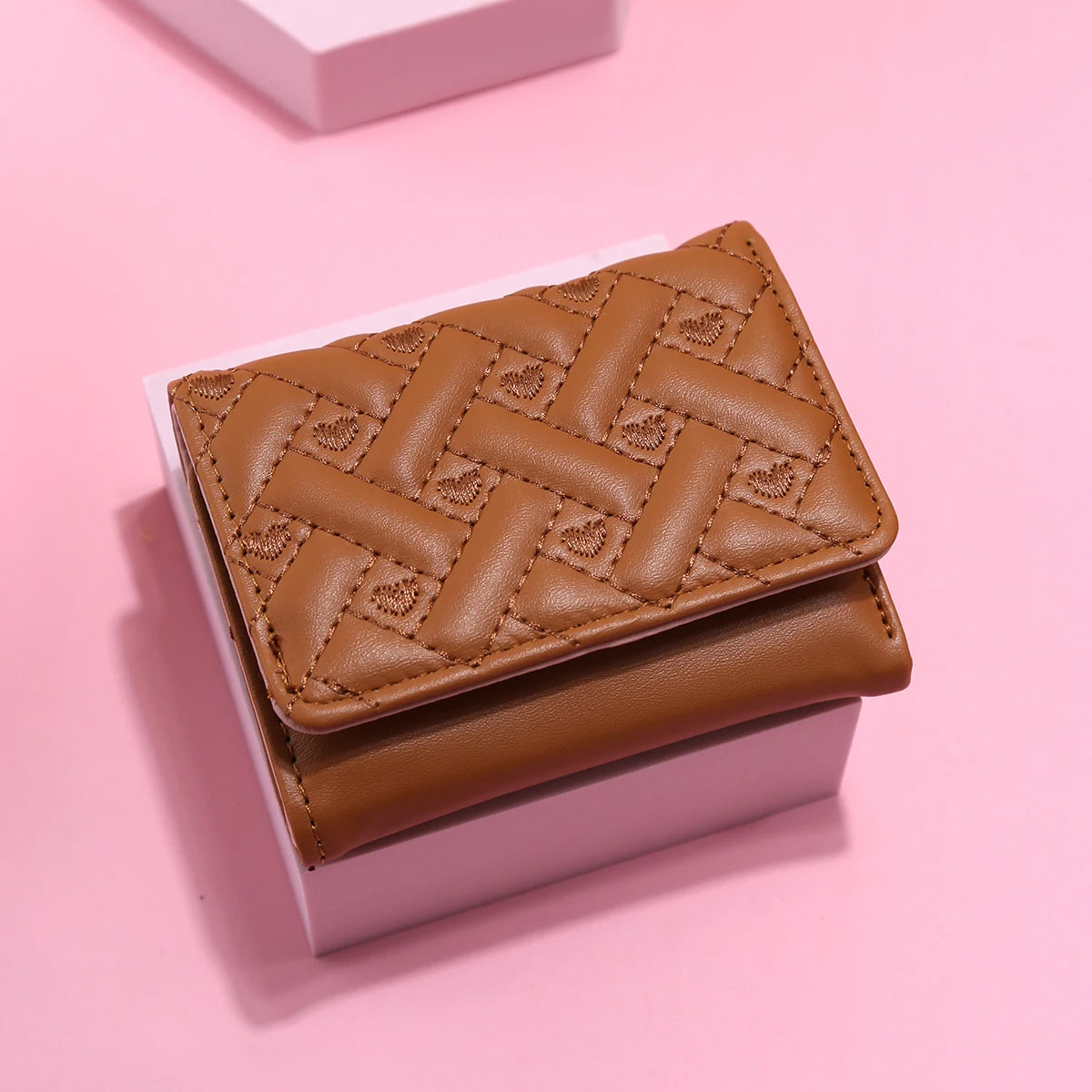 Damen Kurzgeldbörse – Gesticktes „Love“-Design | Leichte PU Leder Geldbörse mit Mehreren Kartenfächern Kaufschwan® Braun