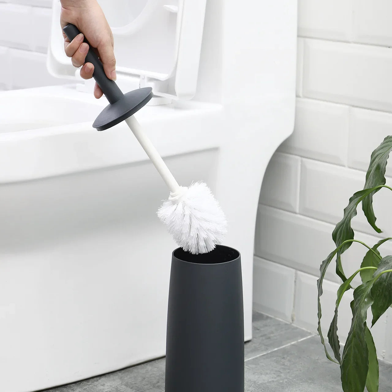 Toilettenbürste aus Kunststoff mit Halter – Reinigungsbürste mit langem Griff und Standfuß Kaufschwan®