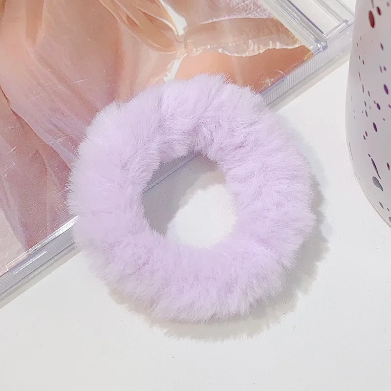 Bunte Flauschige Haargummis | Plüsch-Scrunchies für Damen & Mädchen | Weiche Elastische Pferdeschwanzhalter Kaufschwan® Lila 2