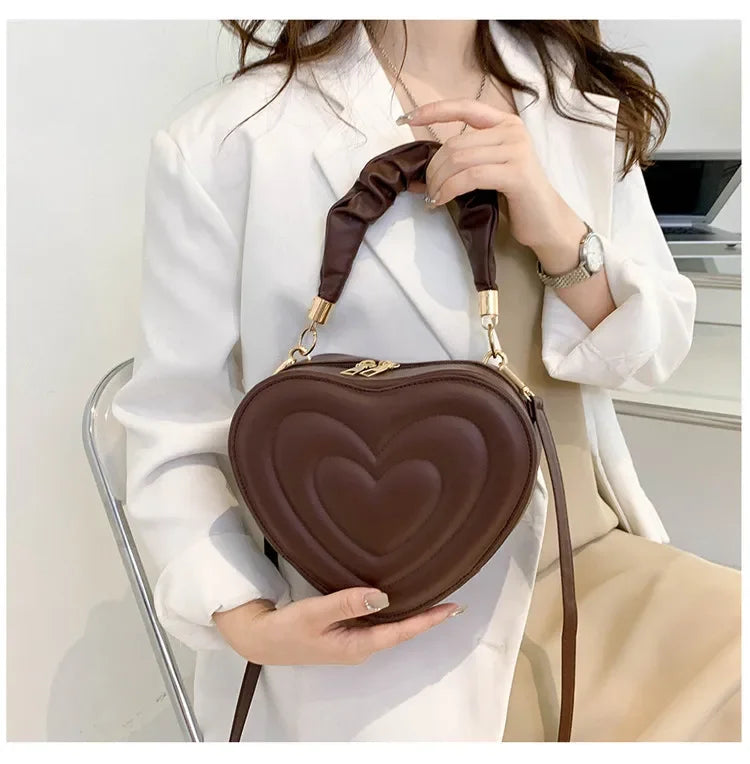 Herzform Schultertasche – Kleine PU Leder Crossbody & Handtasche mit Henkel für Damen | Designer Love Bag Kaufschwan®