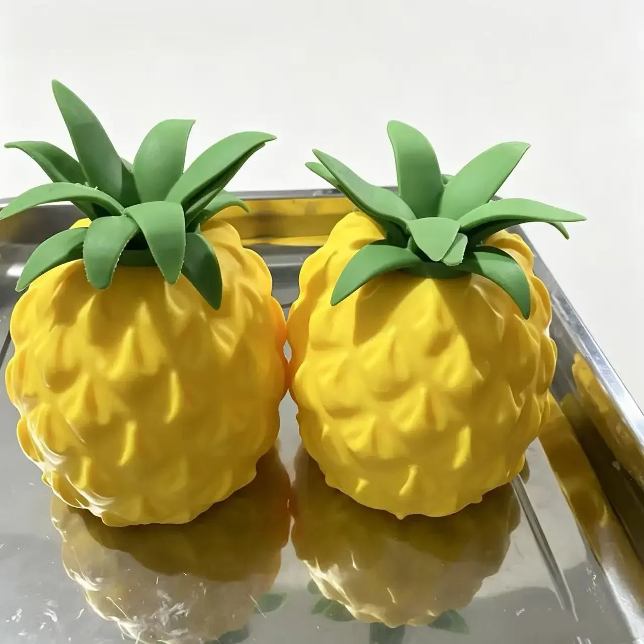Jumbo Ananas-Squishy-Stressball – Weiches Slow-Rising Knautsch-, Fidget- & Sensorikspielzeug zum Stressabbau, Schreibtisch-Accessoire & Partygeschenk Kaufschwan®