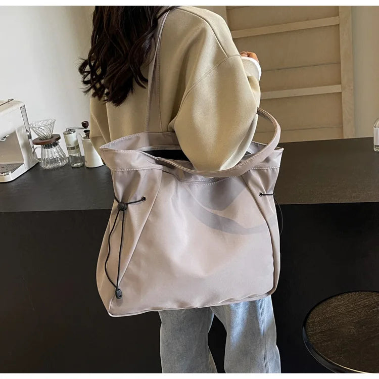 Casual Fashion Tote Bag mit Großer Kapazität – Damen Schultertasche für Reisen & Alltag | Ästhetische Handtasche mit Kordelzug