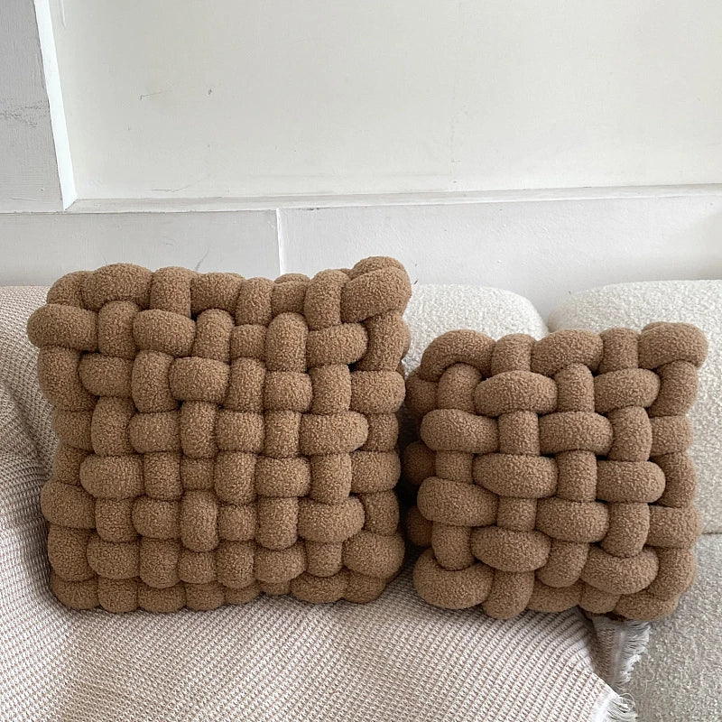 Luxuriöses Kissen für Wohnzimmer | Weicher Lammfell Dekokissen für Sofa & Stuhl | Komfortables Sitzkissen für Zuhause Kaufschwan®