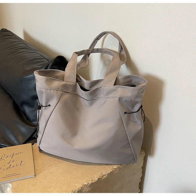 Casual Fashion Tote Bag mit Großer Kapazität – Damen Schultertasche für Reisen & Alltag | Ästhetische Handtasche mit Kordelzug Kaufschwan®