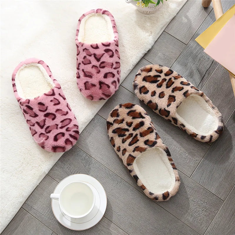 Leopardenmuster Winter-Hausschuhe | Indoor-Schuhe für Damen & Herren | Warme Fell-Slides | Rutschfeste Paare-Hausschuhe Kaufschwan®