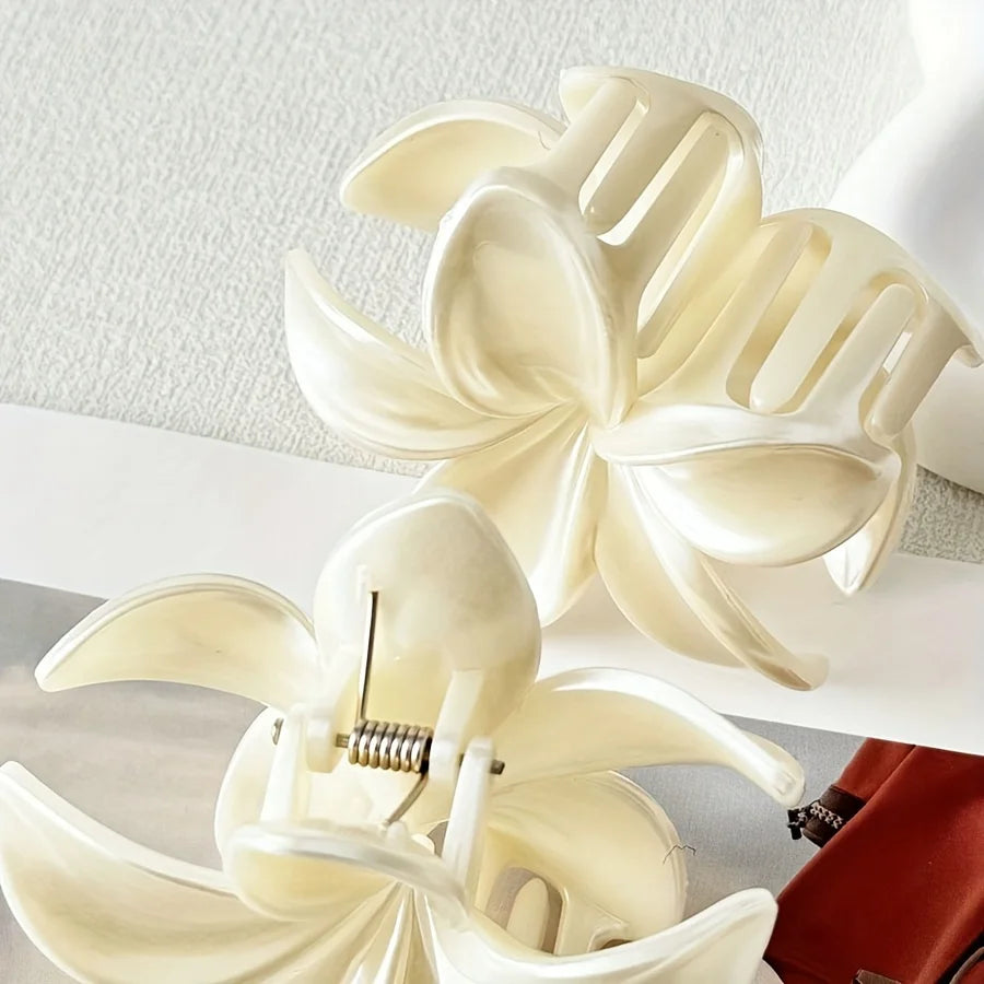 Große Blumen-Haarklammer – Elegantes Haaraccessoire mit Blumenmuster für Damen Kaufschwan®