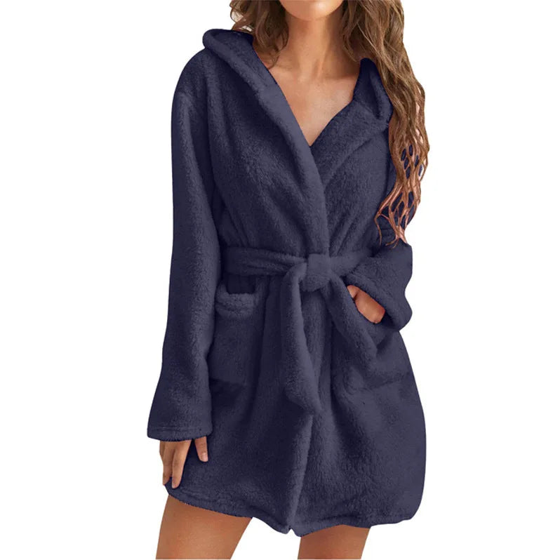 Kuscheliger Damen Bademantel mit Kapuze – Flauschiger Winter Morgenmantel mit Gürtel & Taschen Kaufschwan® Marine XXL
