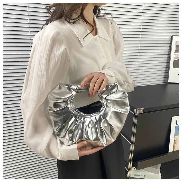 Metallic Falten Handtasche – Laser Silber Clutch & Schultertasche | Luxus Designer-inspirierte Damen Tote Kaufschwan®