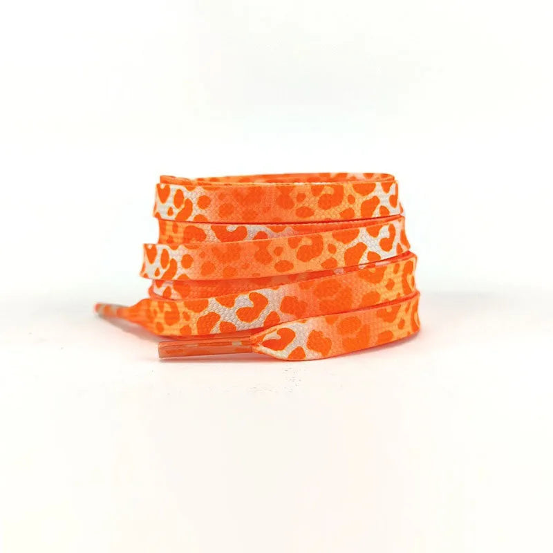 Flache Modische Schnürsenkel – Leopardenmuster & Tie-Dye Farbverlauf | Stilvolle Laces für AF1, AJ1 & Leinensneaker Damen & Herren Kaufschwan® Orange Weiß 120cm