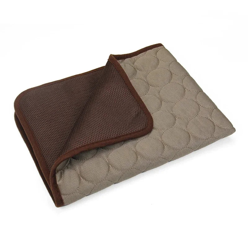 Sommer Kühlmatte für Haustiere - Atmungsaktive Waschbare Selbstkühlende Liegematte für Hunde, Katzen und Sofa Kaufschwan® Braun XS-40X30cm