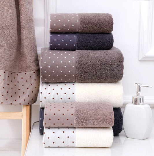 Cremefarbenes 3-teiliges Badetuch Set – 1 Großes Baumwoll Badetuch + 2 Handtücher | Weich, Flauschig & Saugfähig in Hotelqualität Kaufschwan®
