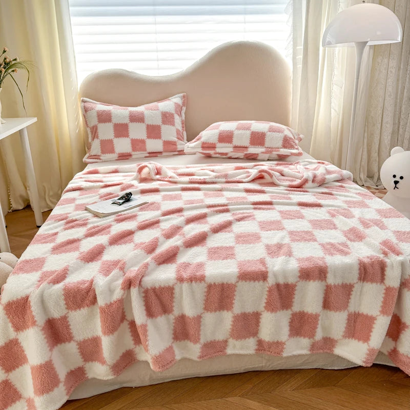 Rosa Weiß Flanell Panda Fleece Decke – Weiche, bequeme Kuscheldecke für Sofa, Bett & Büro Kaufschwan®