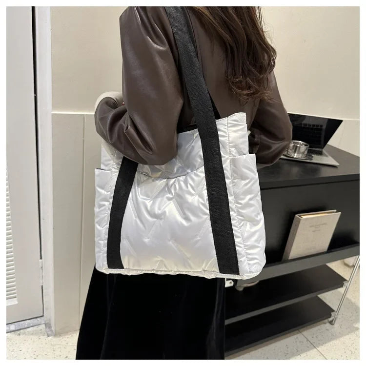 Damen Tote Bag Herbst – Große Kapazität Koreanische Mode Canvas Handtasche | Minimalistische Quadratische Schultertasche Kaufschwan®