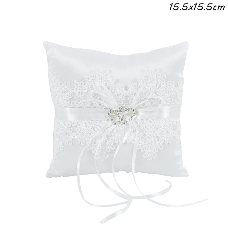 Ringkissen mit Schleife und Perlen – Elegantes Weißes Hochzeitskissen Kaufschwan® 15.5x15.5cm