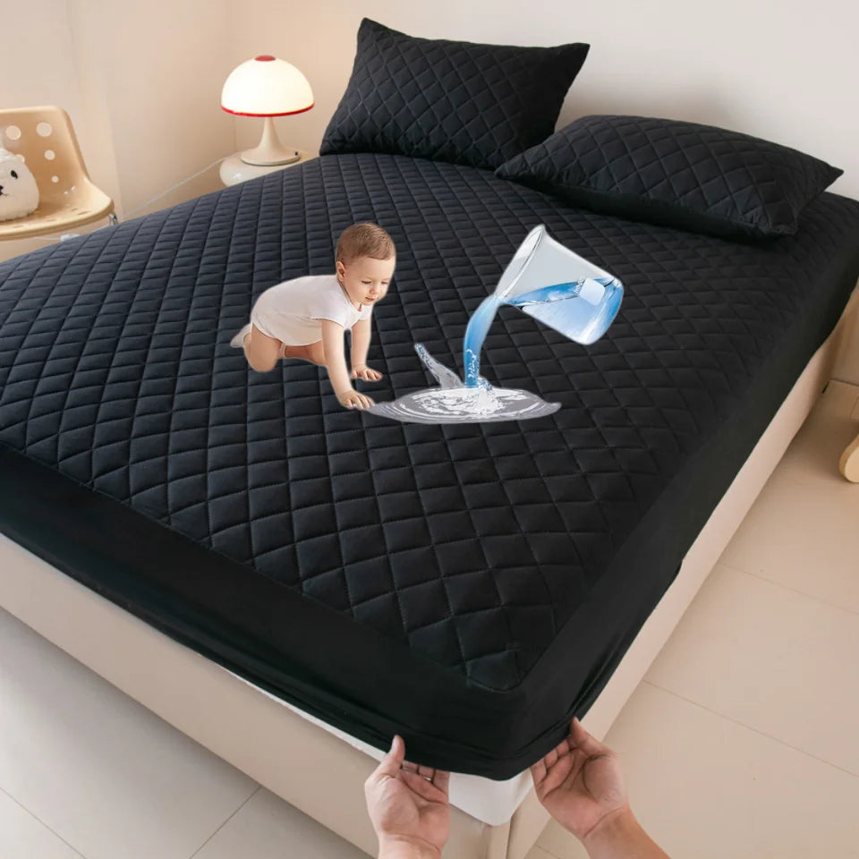 Wasserdichter Matratzenschoner – Anti-Milben, Weich & Atmungsaktiv im Spannbettlaken-Stil | Komfortabler Matratzenbezug (Ohne Kissenbezug) Kaufschwan® Schwarz 90x200x30cm