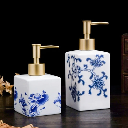 Blau-weiße Keramik-Lotion- und Desinfektionsmittelflasche – Quadratischer Spender für Shampoo, Duschgel & Badezimmer Kaufschwan®