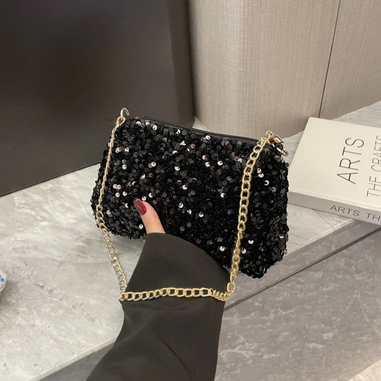 Pailletten Crossbody Kettentasche – Einfarbige Schultertasche, Underarm Bag & Abend Clutch Handtasche für Damen Kaufschwan®