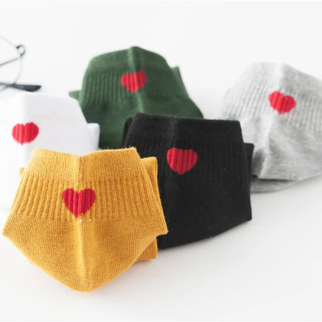 Lässige Süße Herz Liebe Socken | Niedliche & Bequeme Baumwollsocken für Mädchen & Frauen | Winter, Sommer, Herbst Freizeit Kaufschwan®
