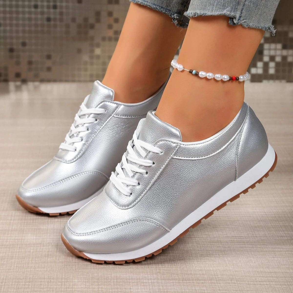 Damen Leder-Sneaker – Bequeme Schnürschuhe in Übergrößen | Runde Zehenform, Flache Low-Top Schuhe für Frühling & Herbst Kaufschwan®