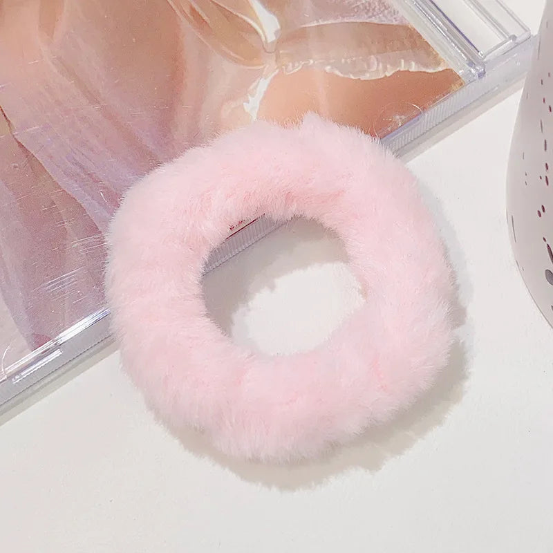 Bunte Flauschige Haargummis | Plüsch-Scrunchies für Damen & Mädchen | Weiche Elastische Pferdeschwanzhalter Kaufschwan® Rosa 2