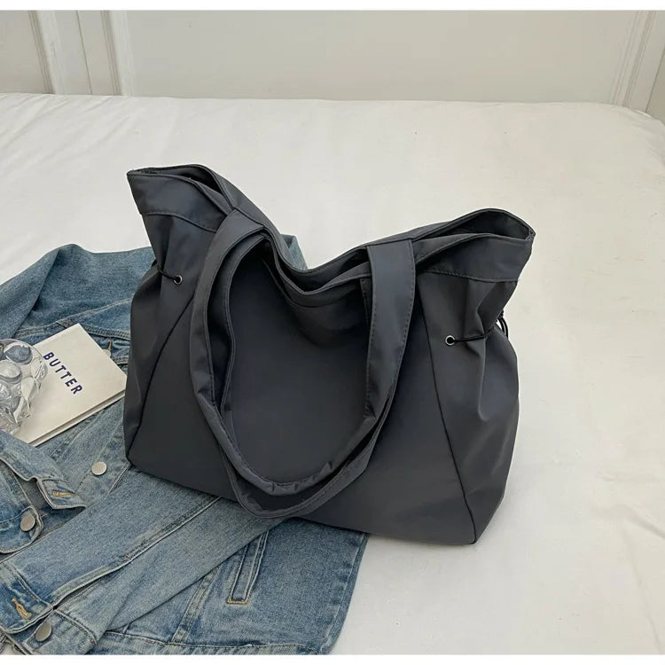 Casual Fashion Tote Bag mit Großer Kapazität – Damen Schultertasche für Reisen & Alltag | Ästhetische Handtasche mit Kordelzug