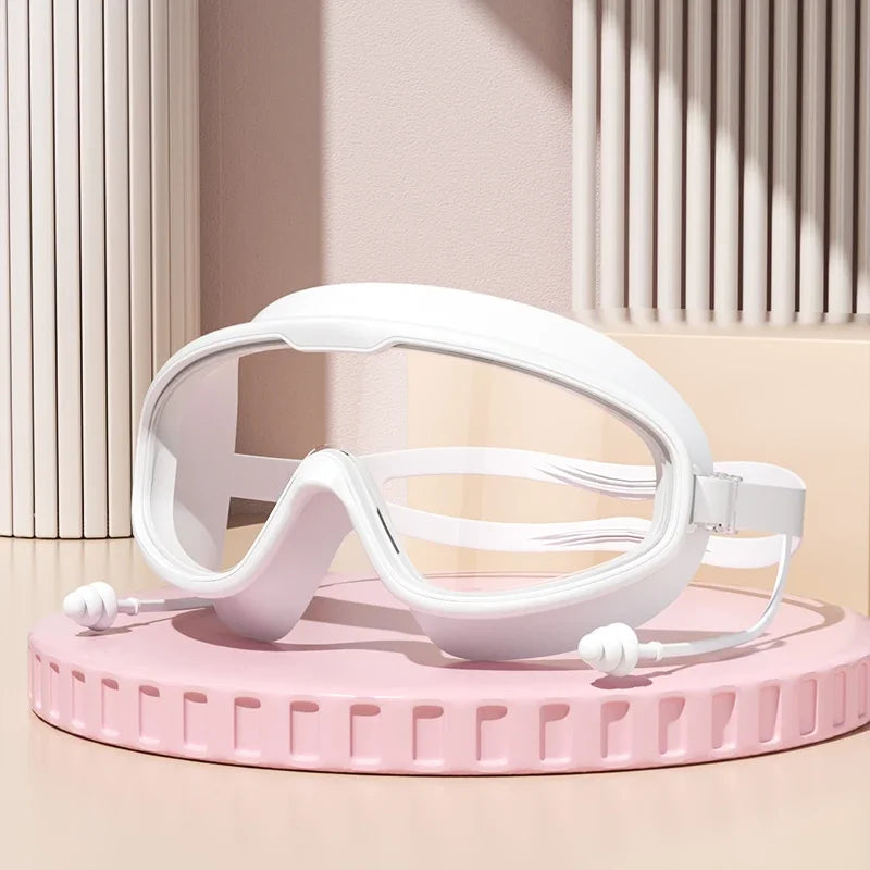 Outdoor Schwimmbrille | Anti-Beschlag Weitwinkel Tauchbrille mit Ohrstöpseln | Wasserdichte Schwimmbrille für Erwachsene & Jugendliche Kaufschwan® Weiß Klar