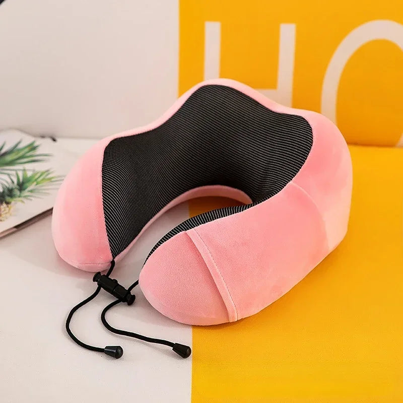 U Förmiges Memory Foam Nackenkissen – Weiches Reisekissen für Flugzeug und Nackenstütze Kaufschwan®