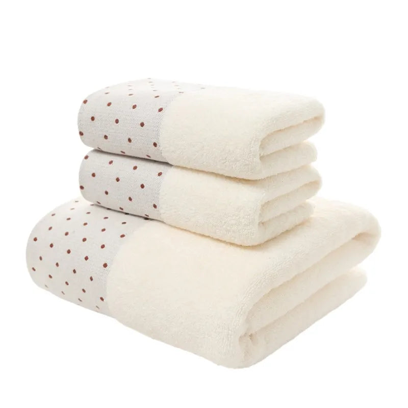 Cremefarbenes 3-teiliges Badetuch Set – 1 Großes Baumwoll Badetuch + 2 Handtücher | Weich, Flauschig & Saugfähig in Hotelqualität Kaufschwan®