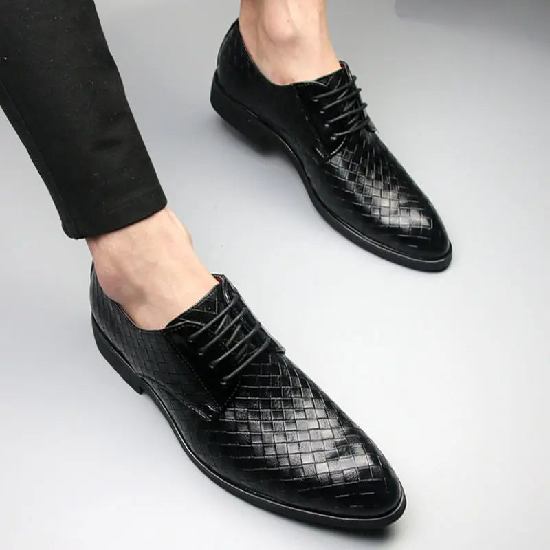 Herren Schnürschuhe Herbst/Winter – Elegante Spitzleder-Businessschuhe | Formelle Schuhe für Büro, Party & Feier zum Günstigen Preis Kaufschwan®