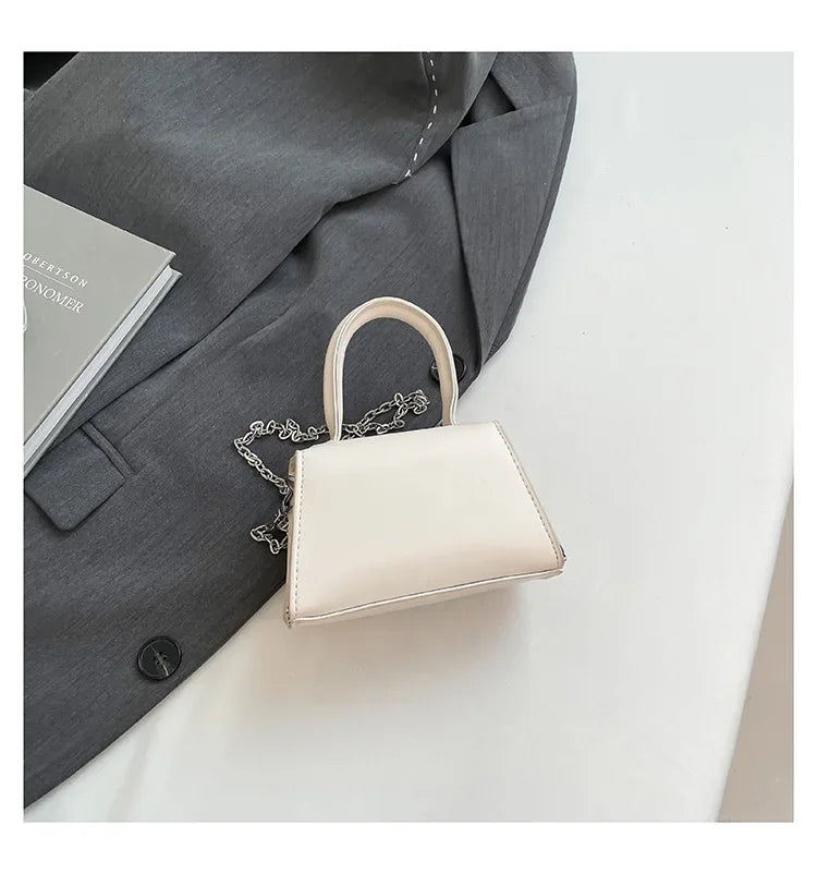 Bunte Schultertasche mit Schmetterlingsknoten – PU Leder Crossbody Ketten-Satchel & Handtasche für Damen