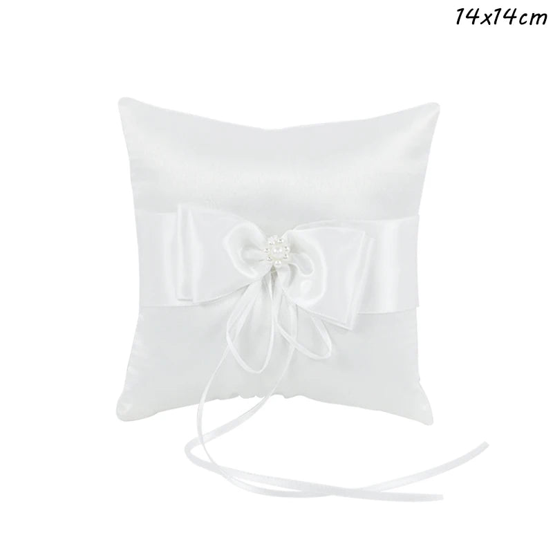 Ringkissen mit Schleife und Perlen – Elegantes Weißes Hochzeitskissen Kaufschwan® 14x14cm