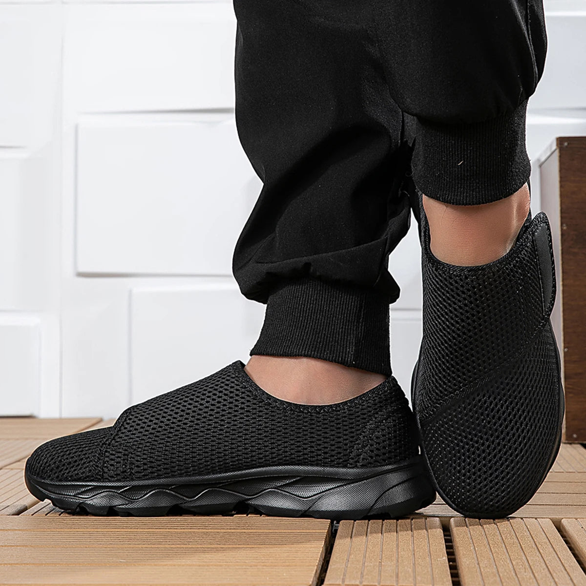 Unisex Weitgeschnittene Sneaker – Atmungsaktive Mesh Freizeitschuhe | Bequeme Flache Schuhe für Damen & Herren Kaufschwan®
