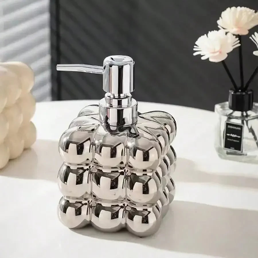 Kreative Keramik-Lotionflasche mit Druckpumpe – Badezimmerspender für Shampoo, Duschgel & Handdesinfektionsmittel Kaufschwan®