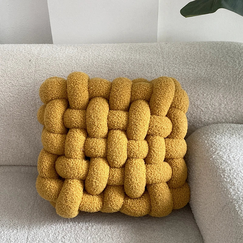 Luxuriöses Kissen für Wohnzimmer | Weicher Lammfell Dekokissen für Sofa & Stuhl | Komfortables Sitzkissen für Zuhause Kaufschwan®