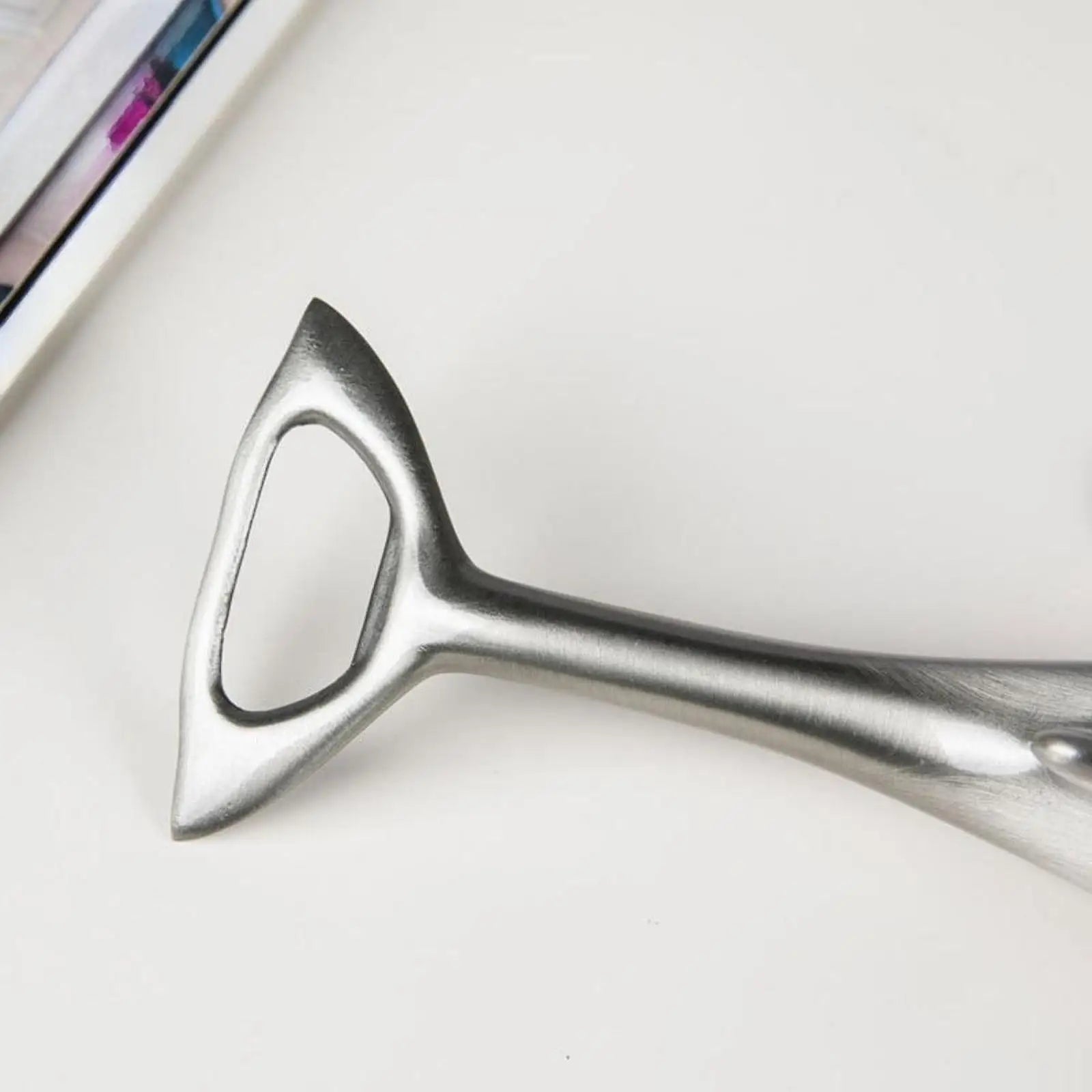 Delfin Flaschenöffner – Leichtes Metall Bar Werkzeug für Club & Zuhause Kaufschwan®