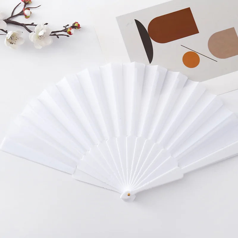 Faltbarer Handfächer in Uni-Farbe | Kunststoffrahmen mit Stoff | Tanz, Hochzeit, Party & Event Zubehör Kaufschwan® Weiß