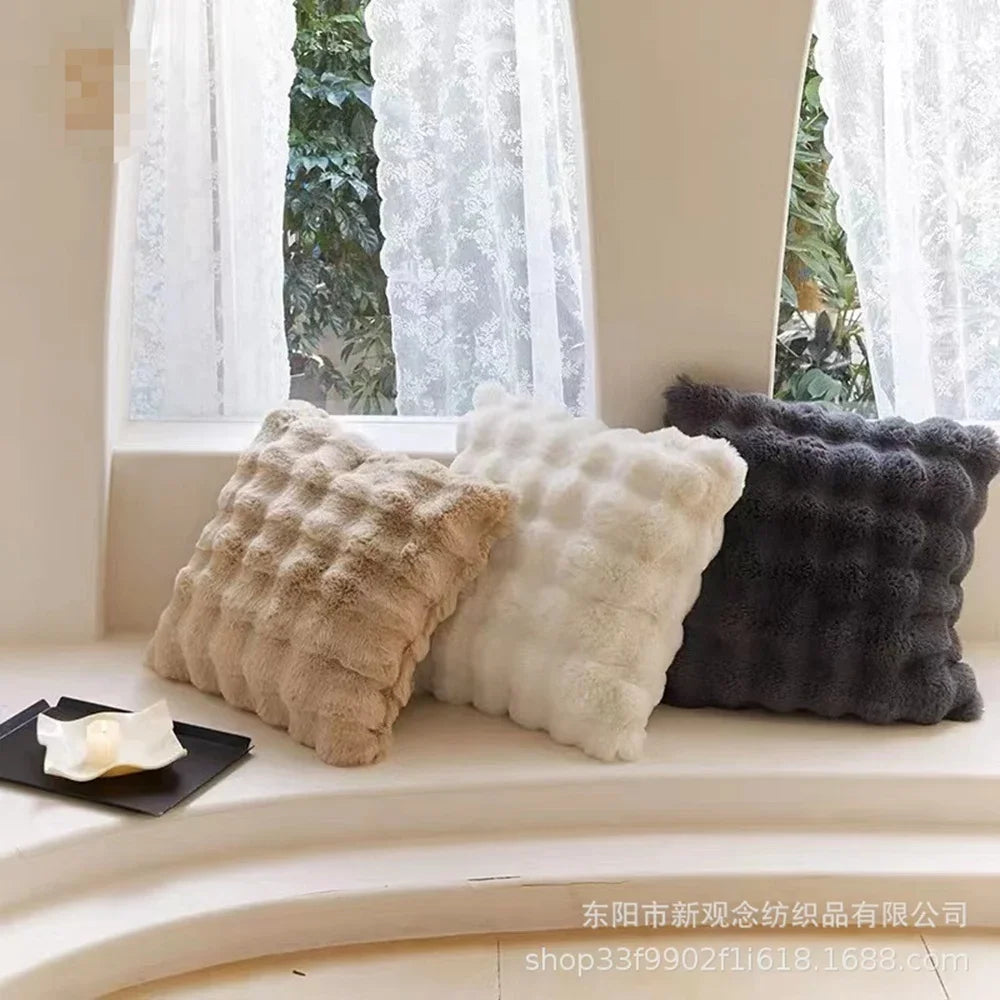 Weicher Fell-Kissenbezug | Gemütlicher Plüsch-Dekokissenbezug für Wohnzimmer, Sofa Dekor | Weiß & Grau Kaufschwan®