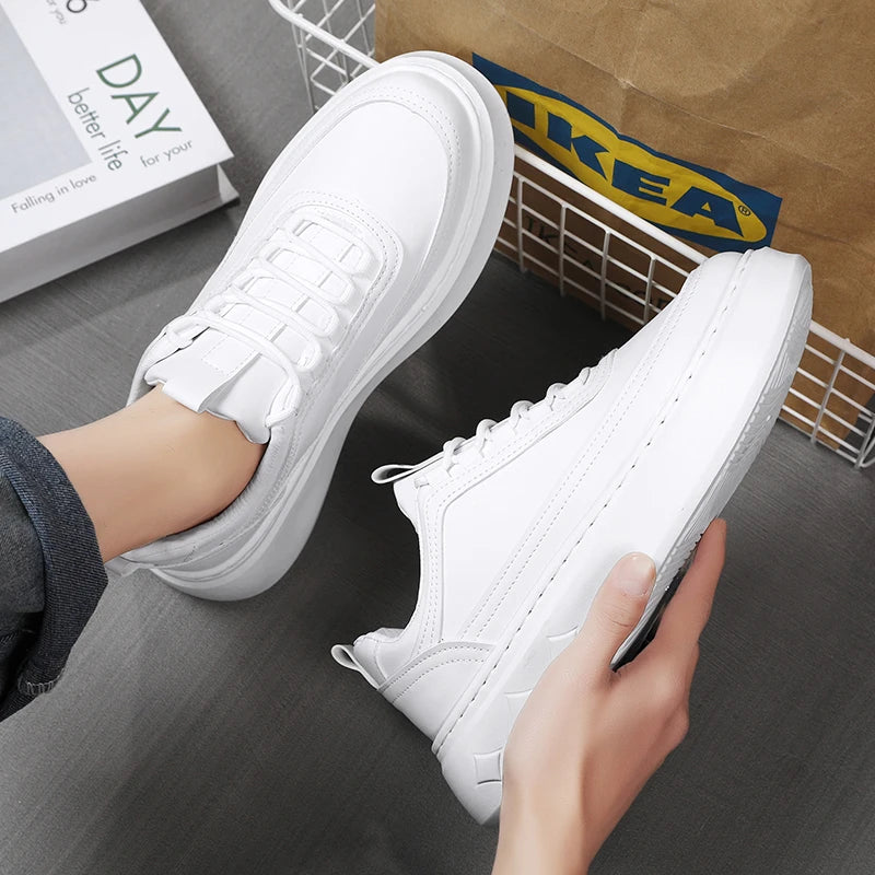 Modische Weiße Herren Sneaker – Plattform Sportschuhe für Outdoor Running | Atmungsaktive Leichte Laufschuhe mit Höheneffekt Kaufschwan®