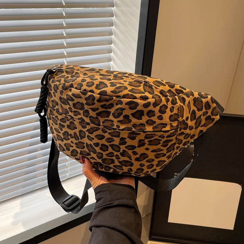 Damen Vintage Gürteltasche – Verstellbare Brusttasche | Retro Crossbody Hüfttasche für Reisen & Alltag Kaufschwan®