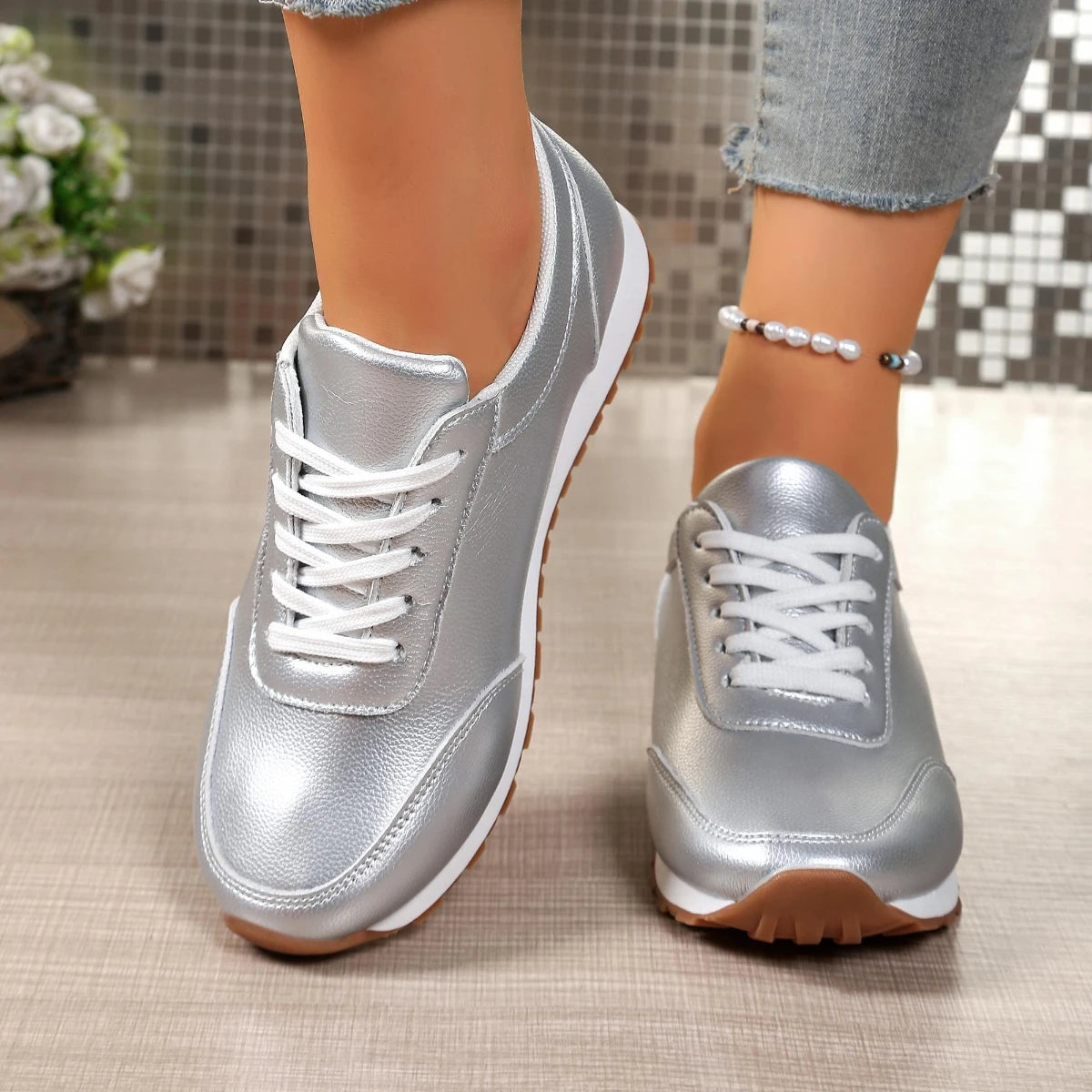 Damen Leder-Sneaker – Bequeme Schnürschuhe in Übergrößen | Runde Zehenform, Flache Low-Top Schuhe für Frühling & Herbst Kaufschwan®