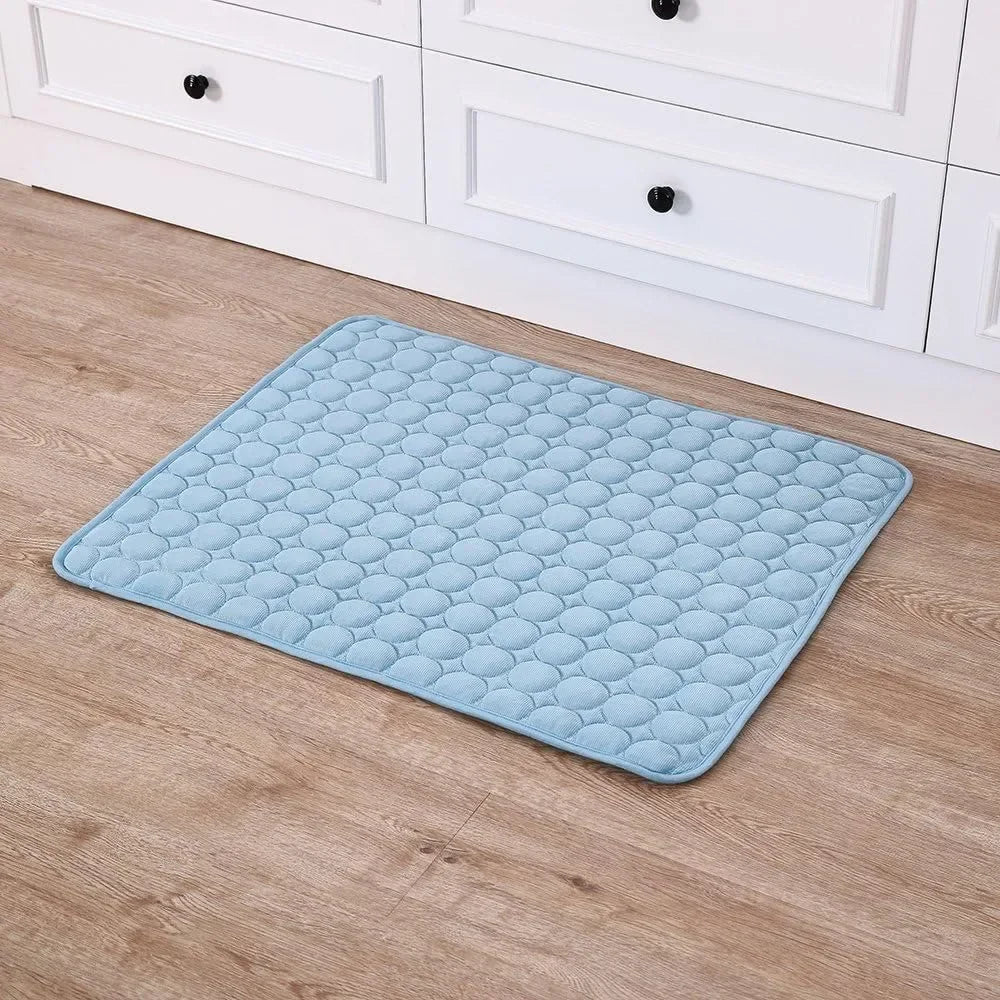 Sommer Kühlmatte für Haustiere - Atmungsaktive Waschbare Selbstkühlende Liegematte für Hunde, Katzen und Sofa Kaufschwan®