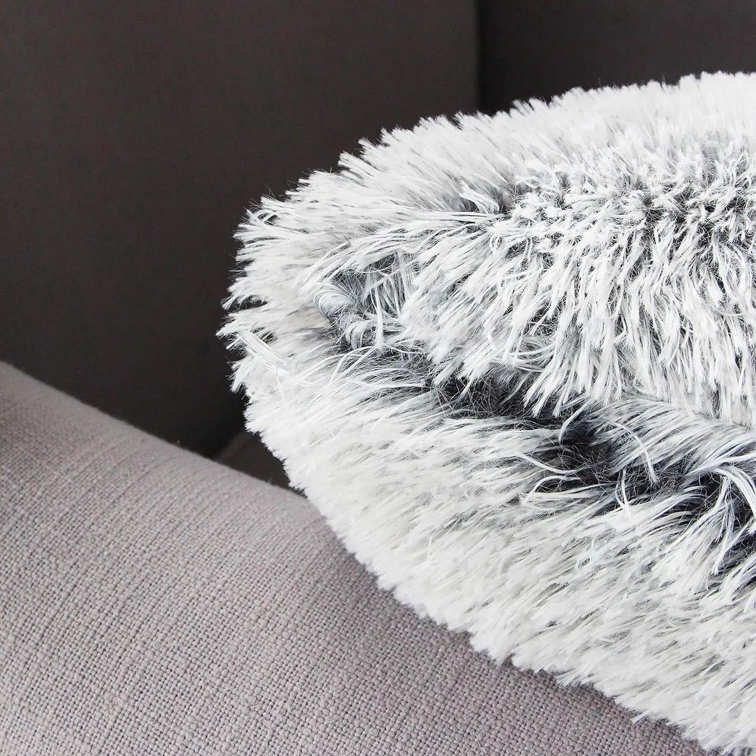 Luxuriöser Kunstfell Kissenbezug | Super Weich Flauschiger Bezug für Sofa, Bett, Stuhl & Wohnzimmer Dekor Kaufschwan®