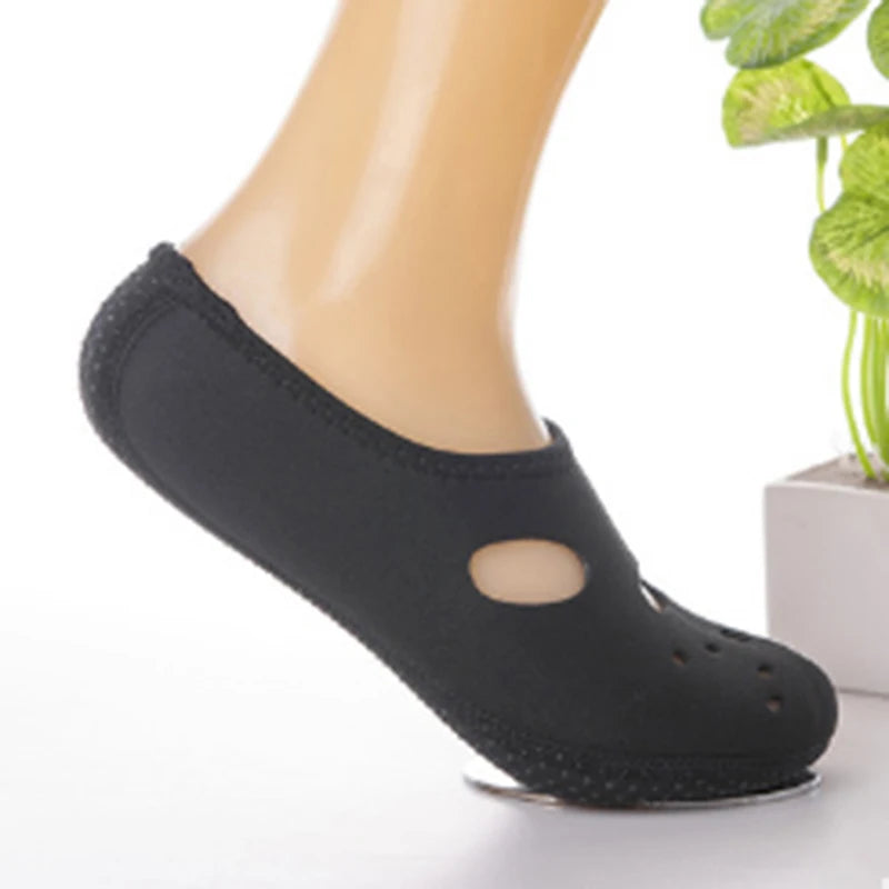 Erwachsene Neopren Wasserschuhe Socken – Atmungsaktive Slip-On Tauchsocken für Pool & Strand (1 Paar) Kaufschwan® Schwarz 45-48
