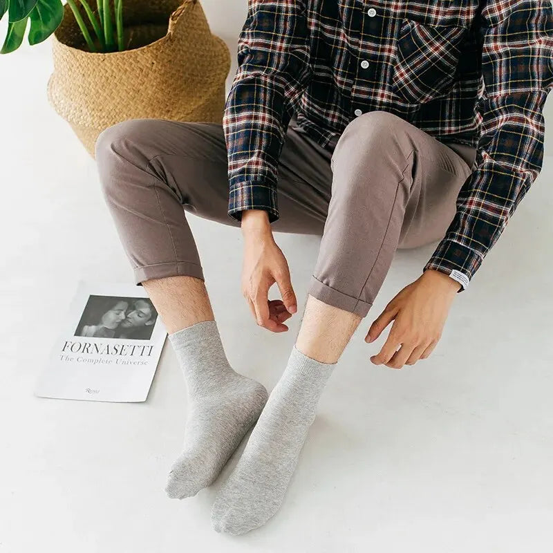5 Paare Herren Baumwoll-Atmungsaktive Schweißabsorbierende Kurzsocken | Einfarbige Wadenlange Sport- & Business-Socken Kaufschwan®