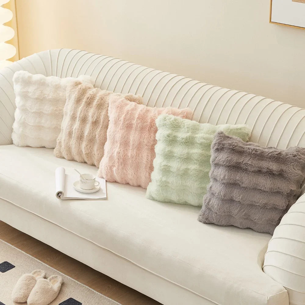 Weicher Fell-Kissenbezug | Gemütlicher Plüsch-Dekokissenbezug für Wohnzimmer, Sofa Dekor | Weiß & Grau Kaufschwan®