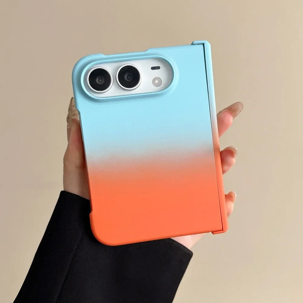 Luxuriöse Schlanke Schutzhülle mit Farbverlauf für iPhone Duo – Matte Hart-PC-Hülle mit Stoß- und Scharnierschutz Kaufschwan®