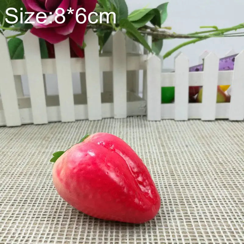 Kunststoff Simulationsfrüchte Set – Künstliche Früchte mit Wassermelone, Apfel, Orange, Birne, Zitrone, Mango, Pfirsich, Traube & Banane Kaufschwan® Erdbeere