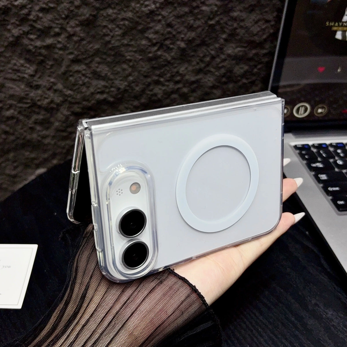 Modische Magnetische Transparente Klapphülle für iPhone Duo 18 Fold und 18 Ultra – Schutzhülle mit Fallschutz Kaufschwan®